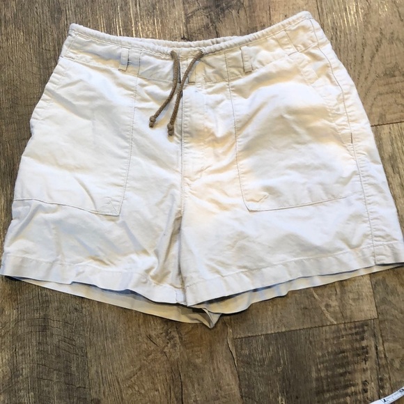 Royal Robbins Light Khaki Shorts - Picture 1 of 7